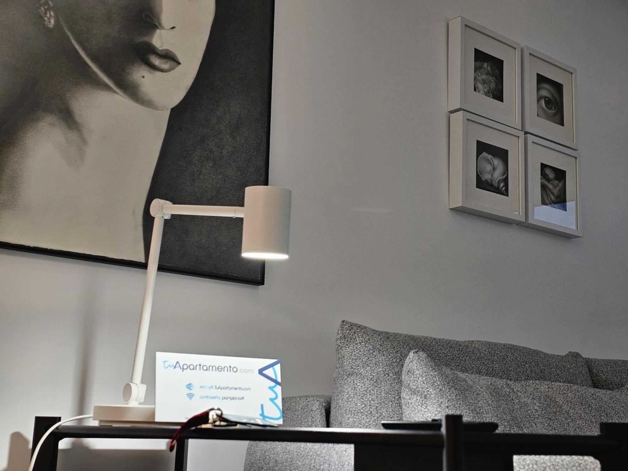El Chupinazo Estafeta 85 Tuapartamento Apartment ปัมโปลนา ภายนอก รูปภาพ